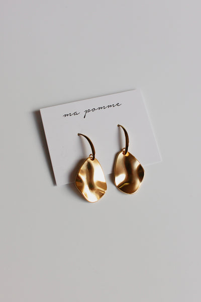 Muscat Earrings (Gold)