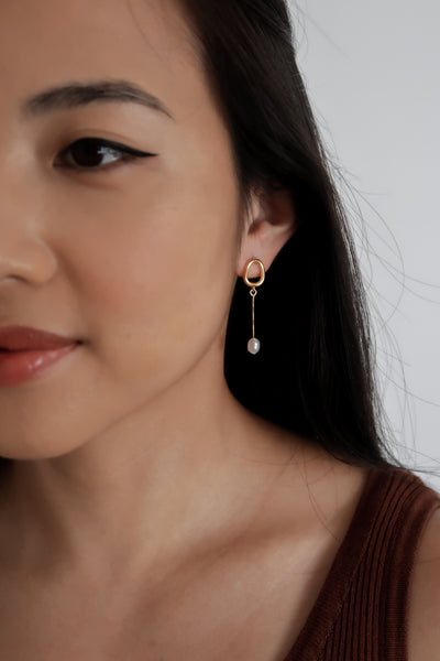 Sydney Asymmetric Drop Earrings