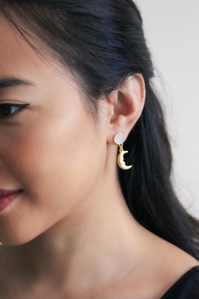 Tsuki Asymmetric Earrings (Gold)
